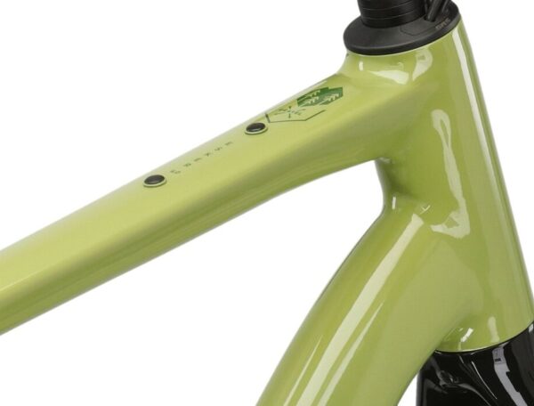 Rower KROSS ESKER 6.0 rama M 19" 28" khaki / zielony połysk 2024
